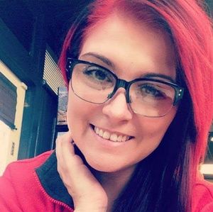 Meet your Posher, Mandy Jo